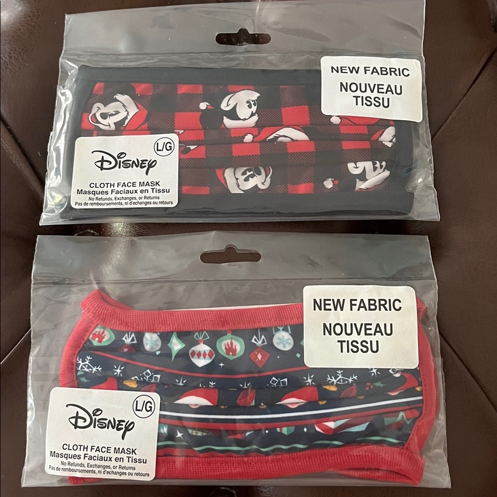 Lot of 2 Disney Parks reusable face masks Mickey Mouse Christmas